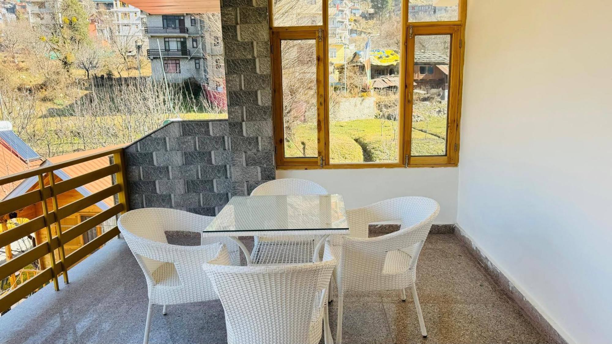 The Midnight Garden Manali Ξενοδοχείο Εξωτερικό φωτογραφία